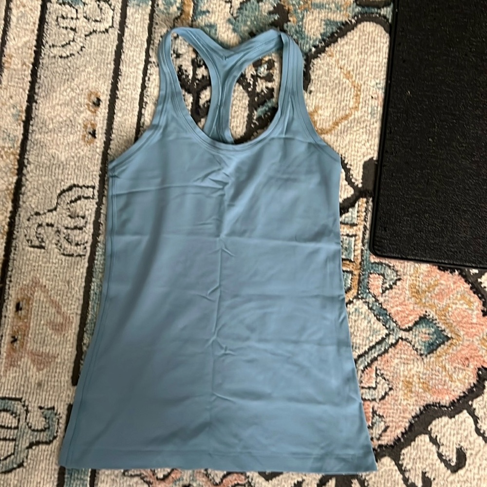 Lulu lemon tank
